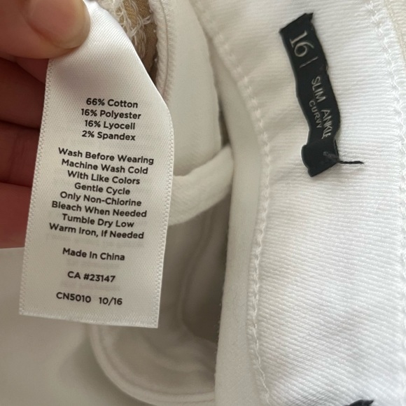 Talbots Women's Flawless Five Pocket Curvy Slim Ankle White Pants SZ 16 - Picture 8 of 8